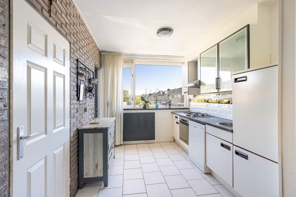 Foto - Te koop: Drive-in woning in Fijnaart!